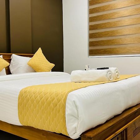 Emerald Inn Kochi 外观 照片
