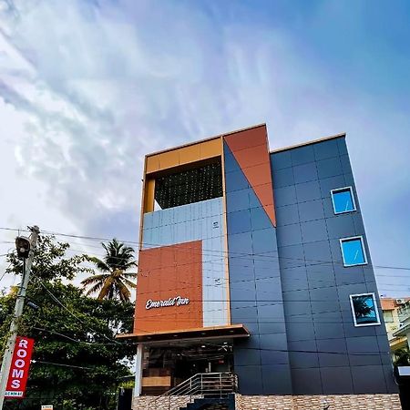 Emerald Inn Kochi 外观 照片