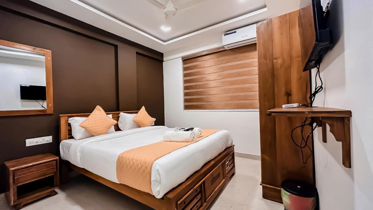 Emerald Inn Kochi 外观 照片