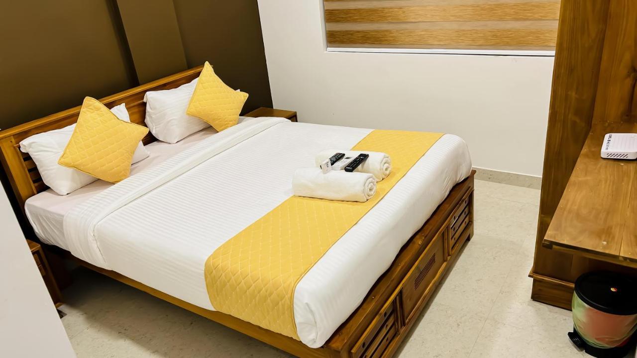 Emerald Inn Kochi 外观 照片
