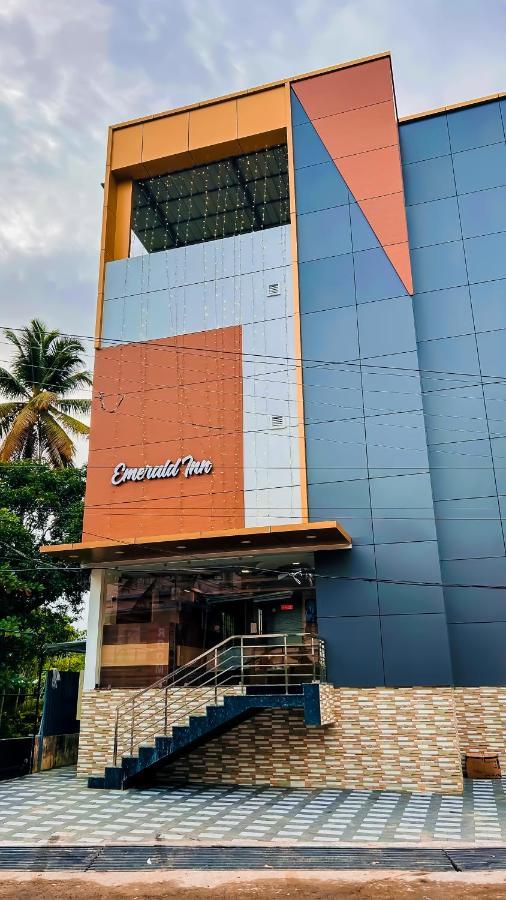 Emerald Inn Kochi 外观 照片